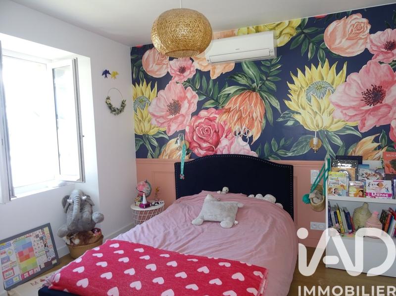 Maison - 340 m² - 8 pièces