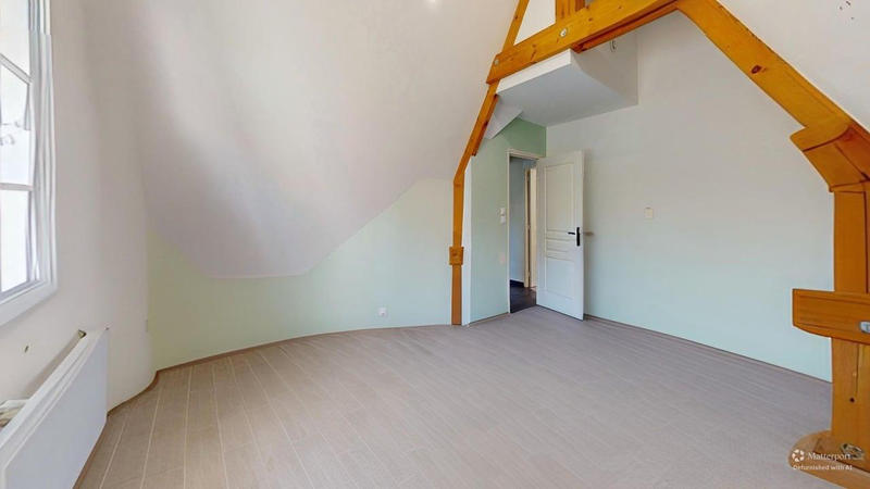 Maison - 160 m² - 5 pièces