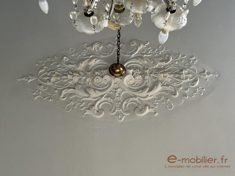 Maison ancienne - 180 m² - 10 pièces