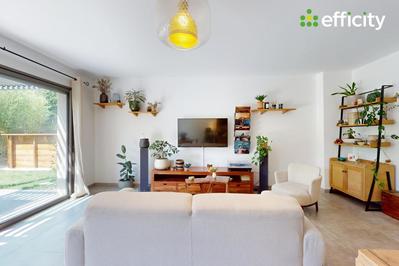 Maison - 96 m² - 4 pièces