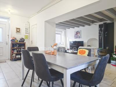 Maison de village - 80 m² - 4 pièces