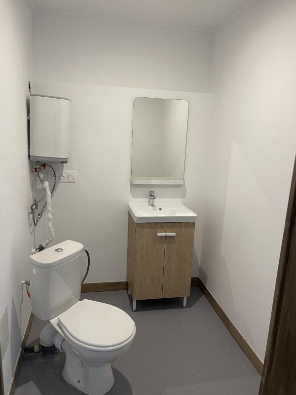 Local d'activité / Entrepôt - 184 m²