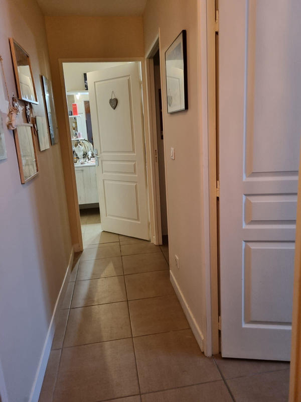 Appartement - 77 m² - 3 pièces