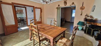 Maison - 130 m² - 6 pièces