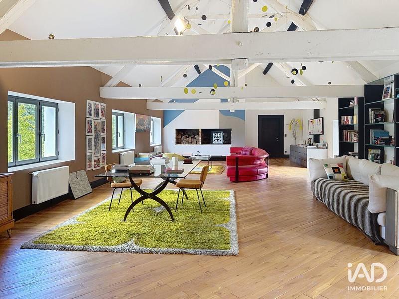 Maison - 1 445 m² - 20 pièces