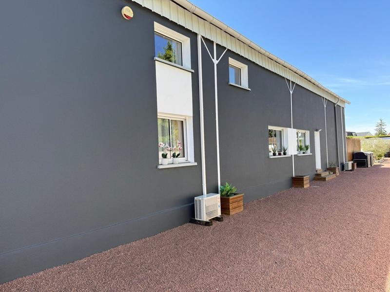 Maison - 251 m² - 4 pièces