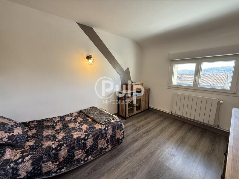 Pavillon - 145 m² - 8 pièces