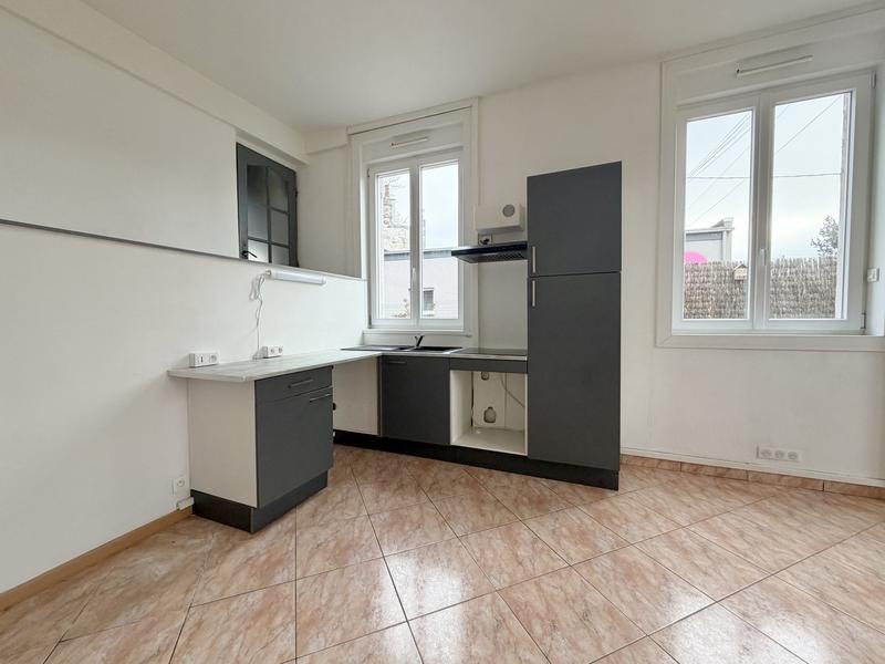 Maison ancienne - 203 m² - 8 pièces