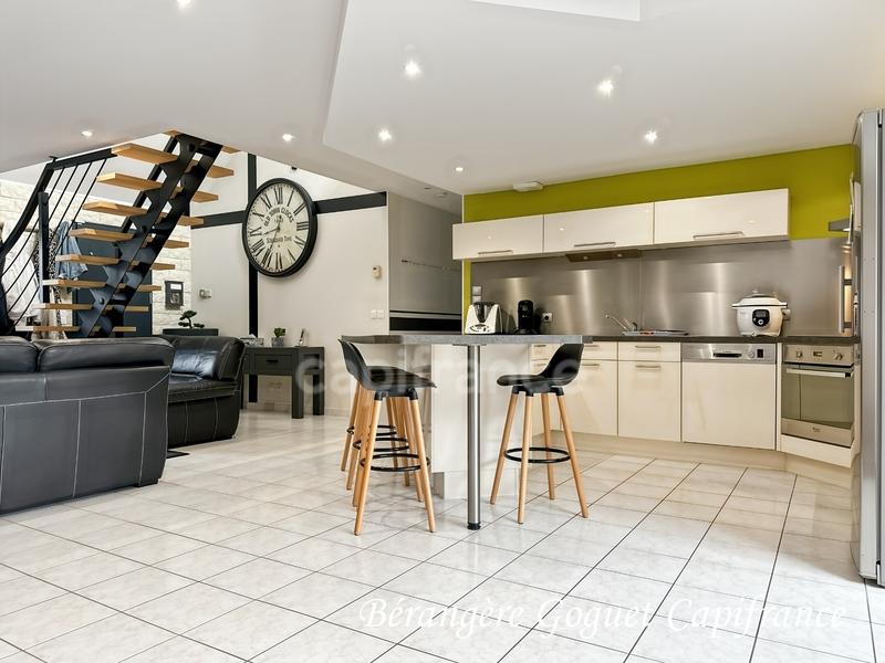 Maison - 153 m² - 8 pièces