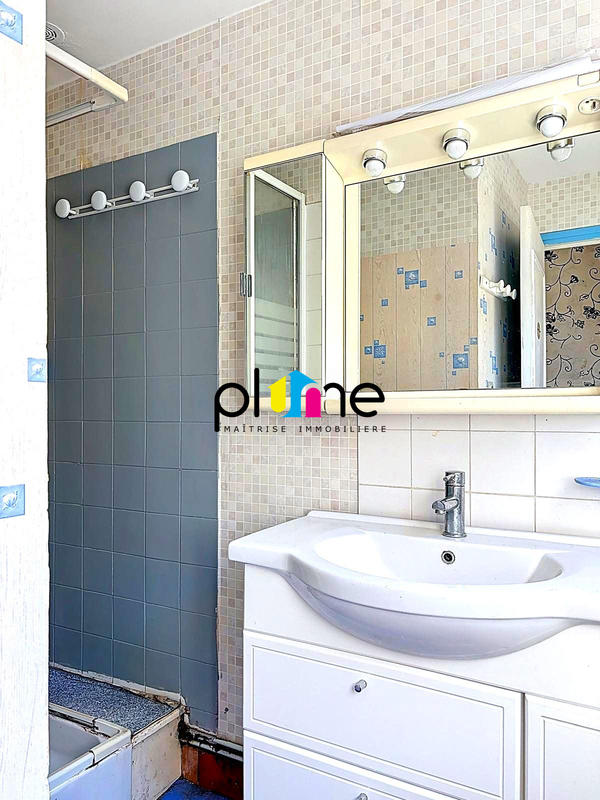 Maison - 107 m² - 6 pièces