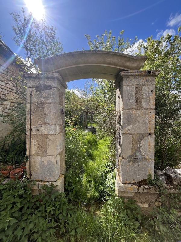 Maison - 280 m² - 9 pièces