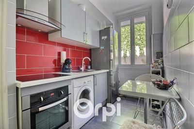 Studio - 33 m² - 1 pièce