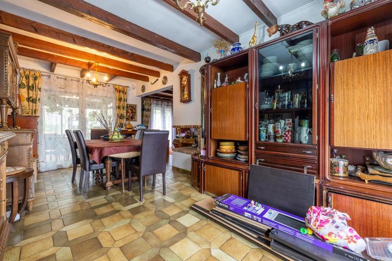 Maison - 142 m² - 7 pièces