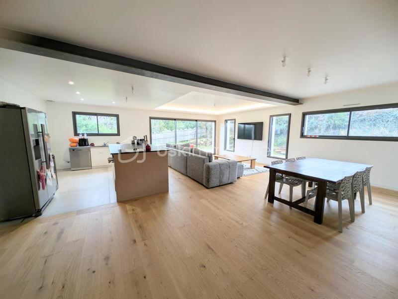 Maison - 149 m² - 6 pièces