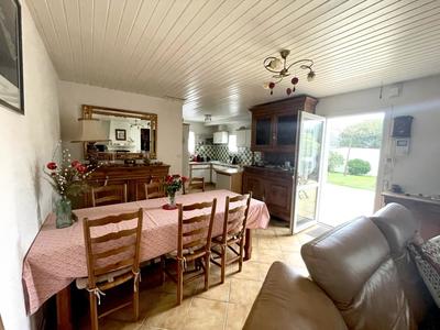 Maison - 87 m² - 4 pièces