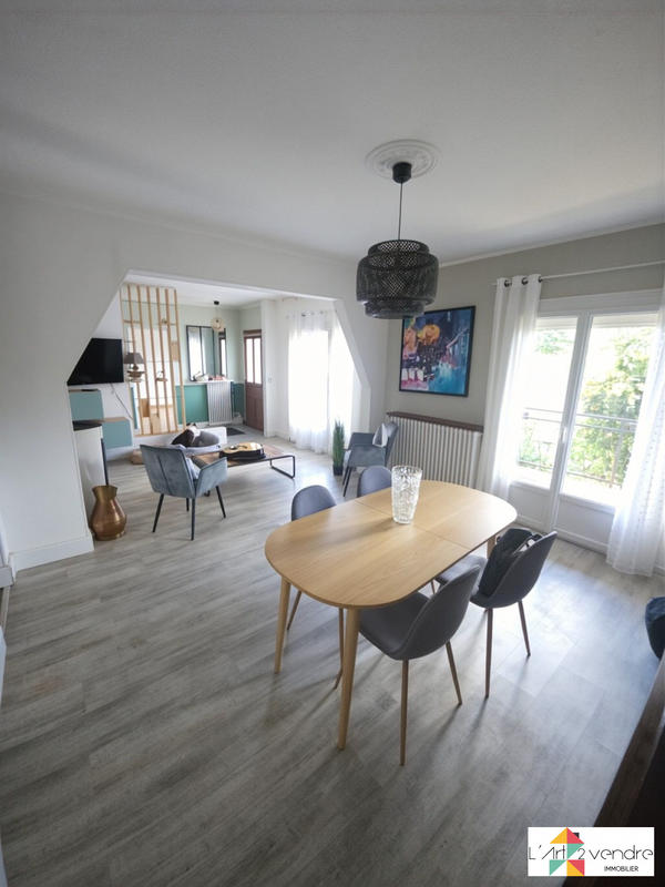 Maison - 92 m² - 4 pièces