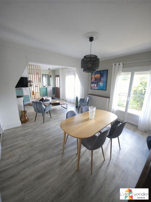 Maison - 92 m² - 4 pièces