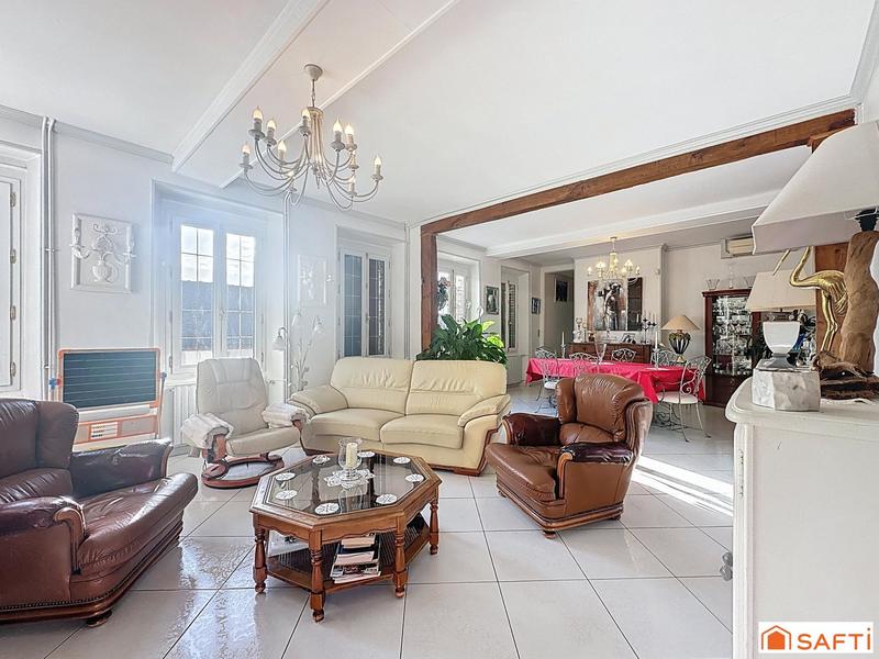 Maison - 172 m² - 6 pièces