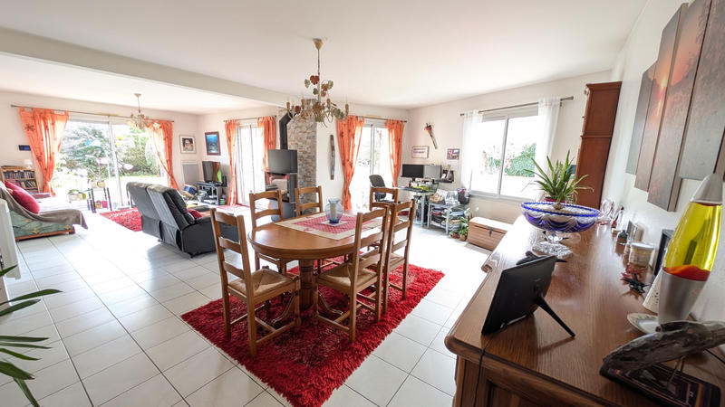 Maison - 174 m² - 7 pièces