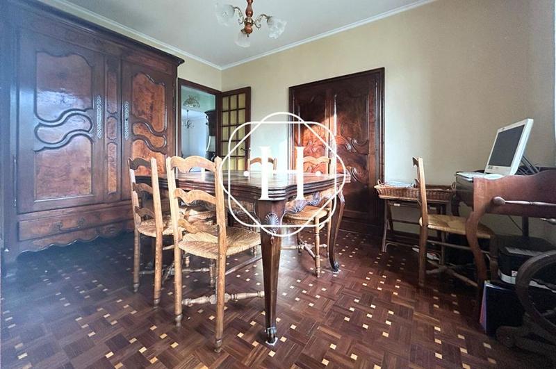 Appartement - 77 m² - 4 pièces