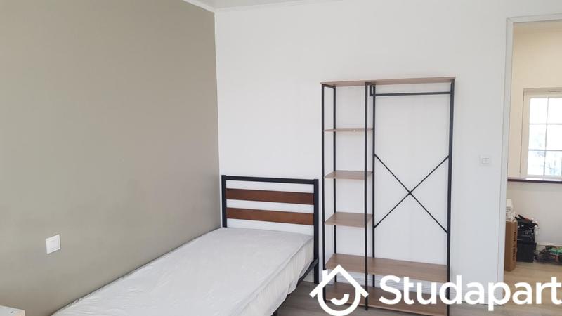 Chambre - 10 m² - 1 pièce