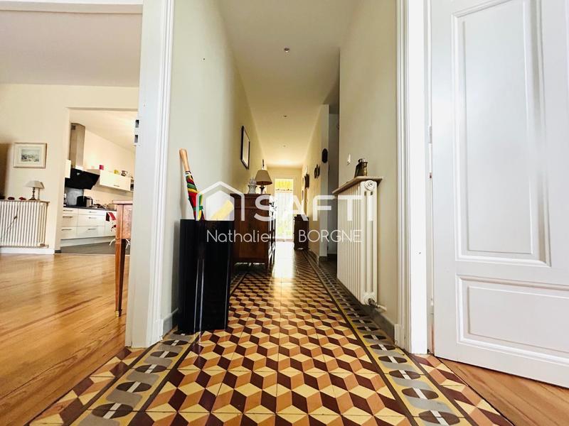 Maison - 127 m² - 6 pièces