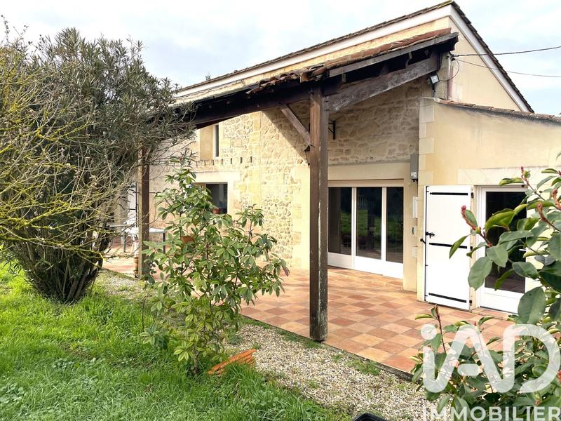 Maison de village - 160 m² - 9 pièces