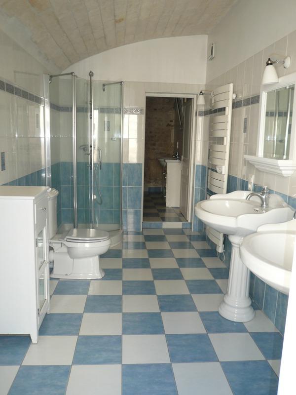 Appartement - 142 m² - 6 pièces