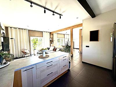 Maison - 104 m² - 4 pièces