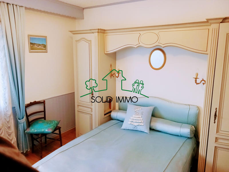 Maison - 190 m² - 8 pièces