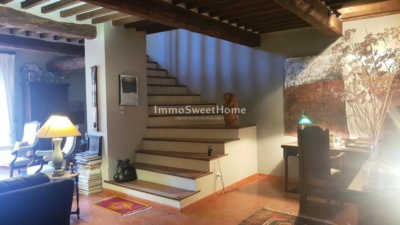 Mas - 338 m² - 14 pièces