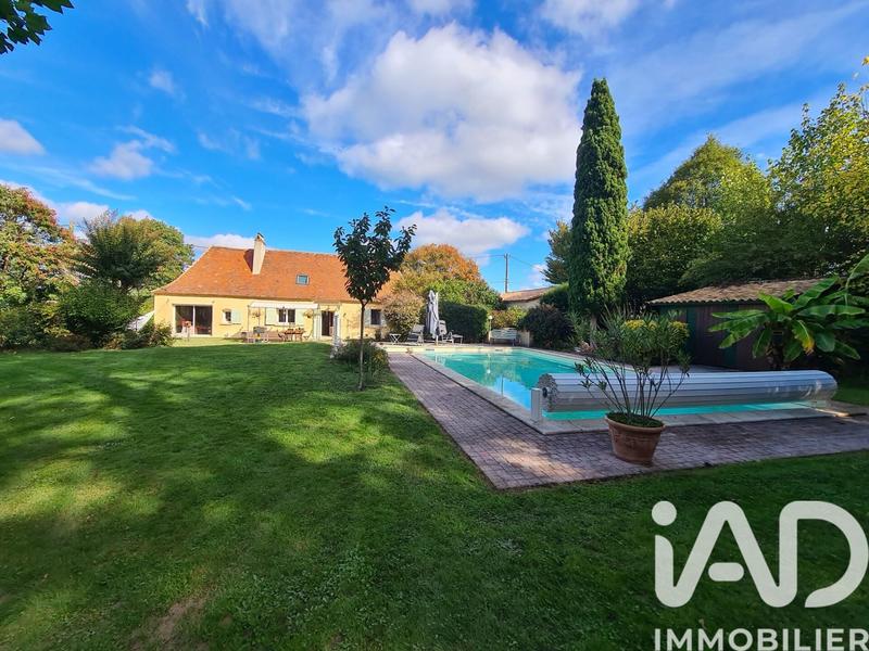 Maison - 200 m² - 7 pièces