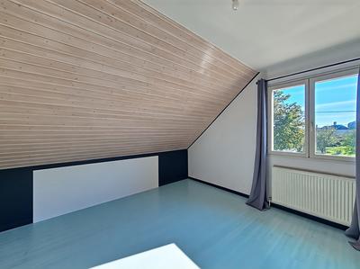 Maison - 140 m² - 8 pièces