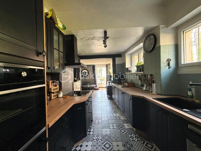 Demeure - 161 m² - 5 pièces