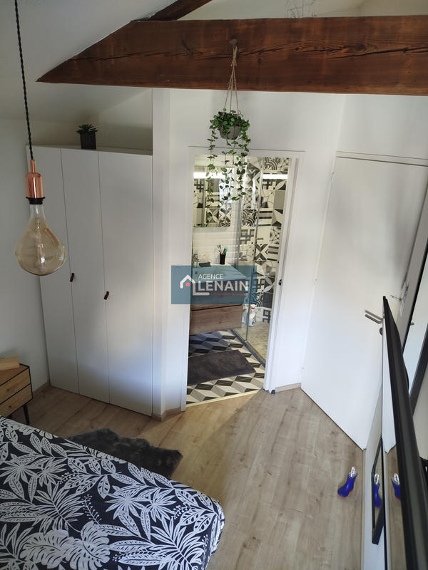 Maison - 94 m² - 8 pièces