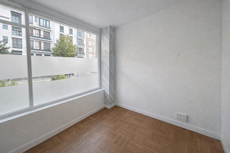 Bureau - 83 m² - 4 pièces