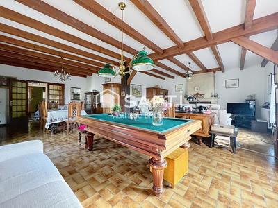 Maison - 200 m² - 7 pièces