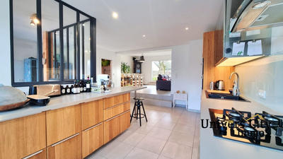 Maison - 103 m² - 5 pièces