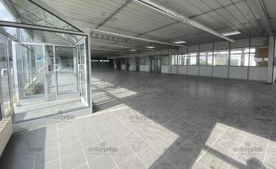 Local commercial - 1 530 m²