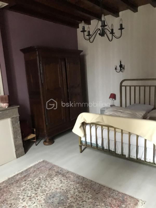 Maison ancienne - 266 m² - 8 pièces