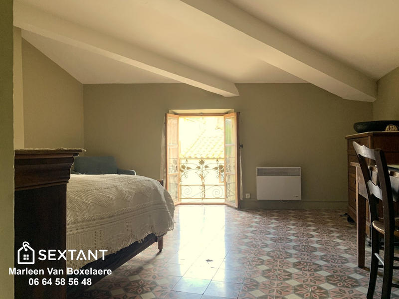 Maison - 161 m² - 6 pièces