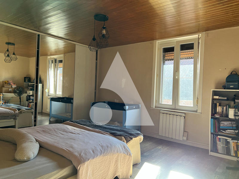 Maison - 120 m² - 5 pièces