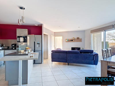 Maison - 140 m² - 7 pièces