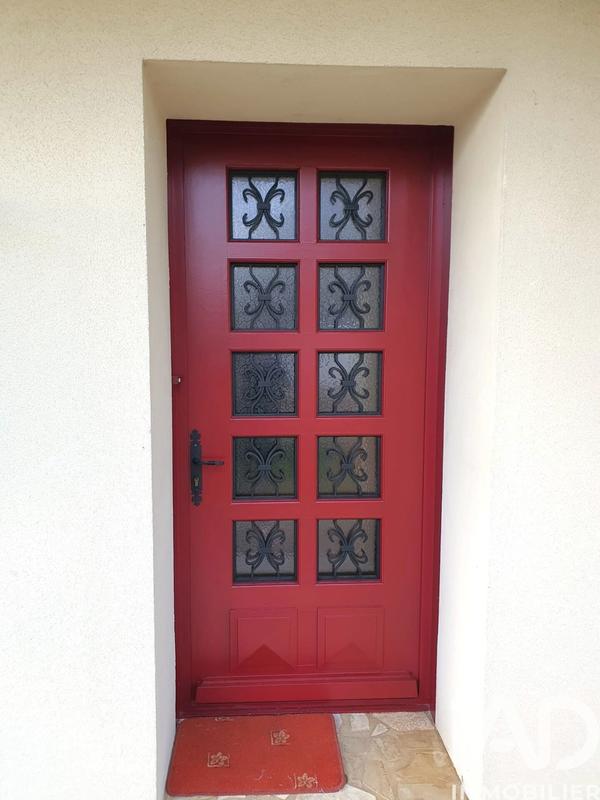 Maison - 200 m² - 8 pièces