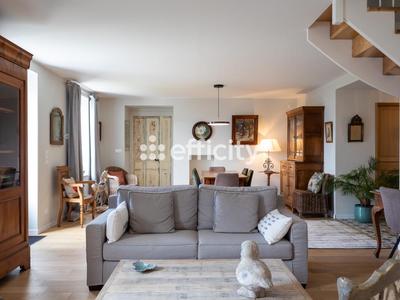 Maison - 151 m² - 7 pièces