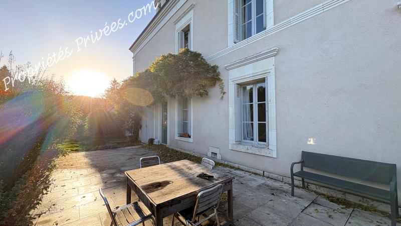 Maison - 292 m² - 18 pièces