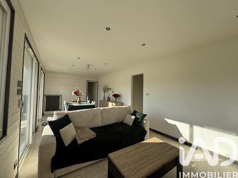 Maison - 95 m² - 5 pièces