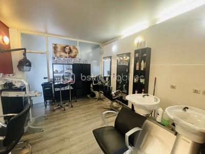 Local commercial - 50 m² - 2 pièces