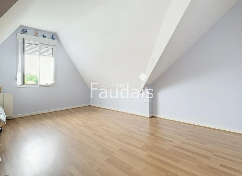 Maison - 140 m² - 6 pièces