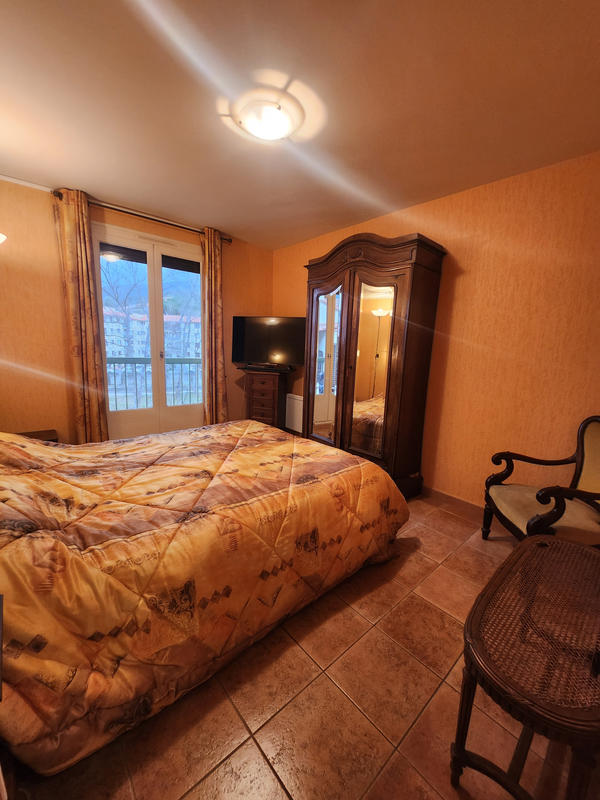 Appartement - 75 m² - 3 pièces